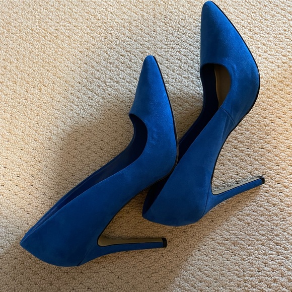 Saks Fifth Avenue high heels (size 8M) - Picture 2 of 5